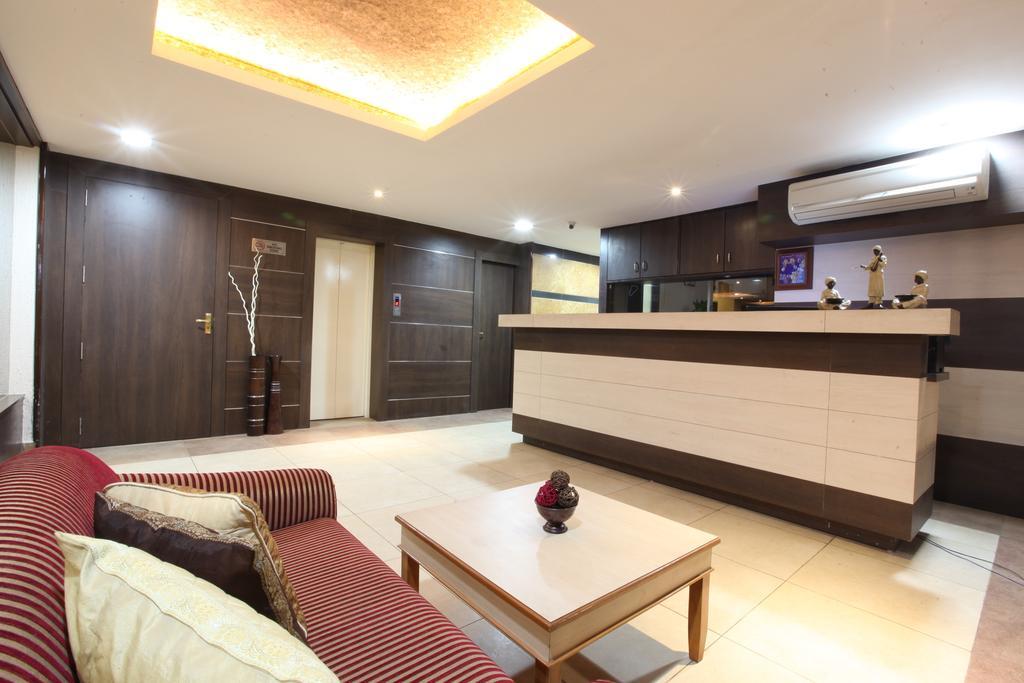 Treebo Trend Woodsvilla Suites Bapu Nagar ジャイプール エクステリア 写真